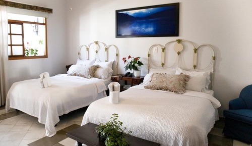 Habitación familiar con 2 camas individuales