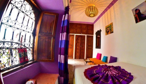 Habitación Confort con 1 cama doble o 2 individuales, vistas al patio, en la zona del patio
