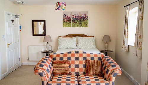 Habitación doble, baño privado (The Meadow)