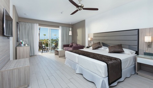 Habitación doble, balcón, vistas al mar (Lateral Sea View)