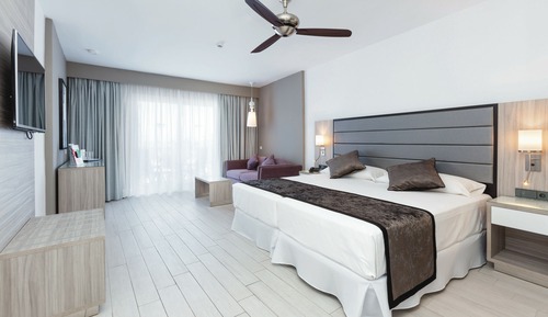 Habitación doble, balcón
