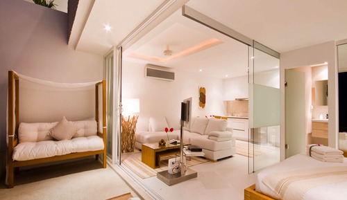 One Bedroom Terrace with Seaview