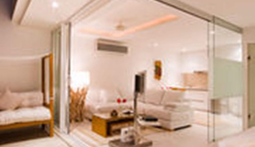One Bedroom Pool Access with Seaview