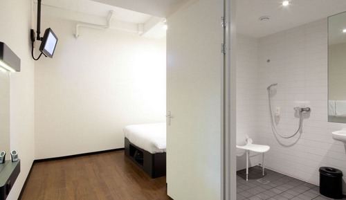 Habitación triple familiar, accesible para personas con discapacidad