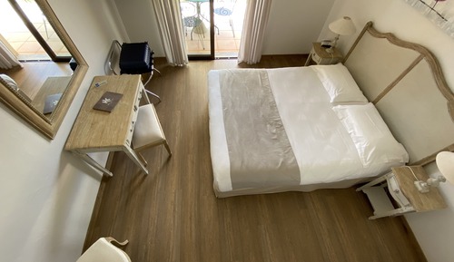 Chambre Double Supérieure Terrasse / Vue Jardin