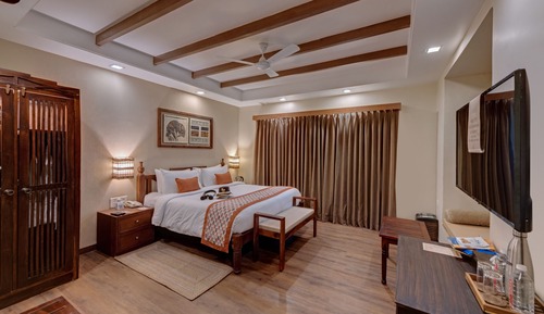 Fern Club Suite