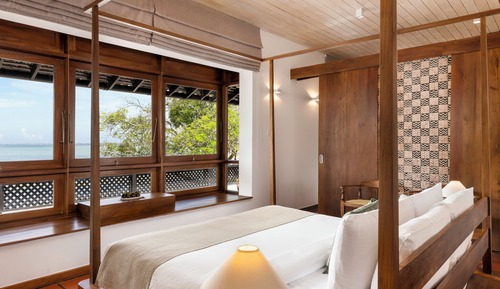 Lagoon Suite (Including 60-Minute Daily Treatment)
