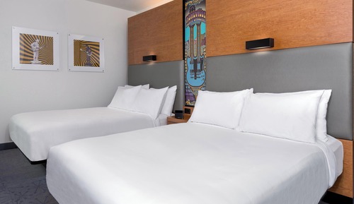 aloft, Habitación tradicional, 2 camas de matrimonio, vistas a la ciudad