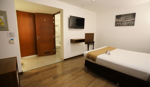 Habitación superior, 1 cama de matrimonio, accesible para personas con discapacidad
