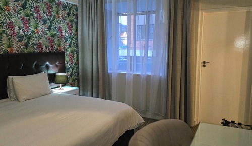 Suite estándar, 1 cama de matrimonio con sofá cama
