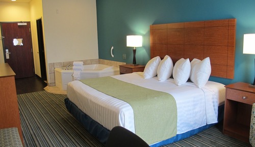Suite, 1 cama de matrimonio grande, no fumadores, bañera de hidromasaje (with Sofabed)