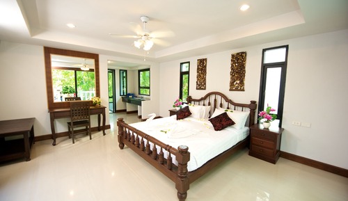 Lagoon Room