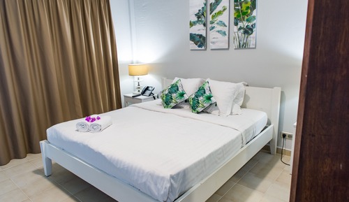 Habitación doble, 1 cama de matrimonio grande, no fumadores, vistas al mar