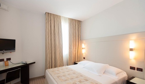 Habitación doble superior, 1 cama de matrimonio grande