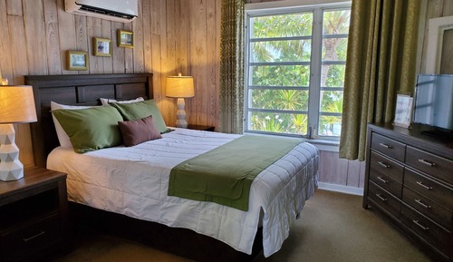 Apartamento (Snapper Apartment-2nd Floor-Waterview)