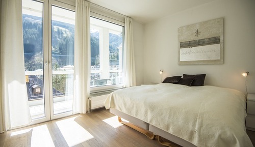 Apartamento superior, 3 habitaciones, balcón, vistas a la montaña