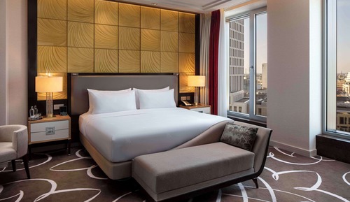 Suite, 1 cama de matrimonio grande, en esquina