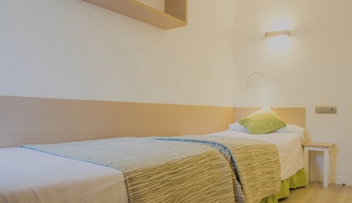 Apartamento estándar, 2 habitaciones, balcón
