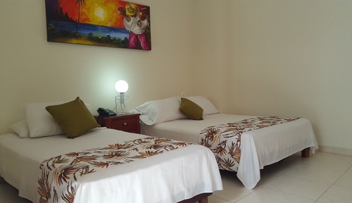 Habitación con 2 camas individuales, 2 camas individuales