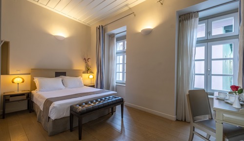 Habitación económica con 1 cama doble o 2 individuales