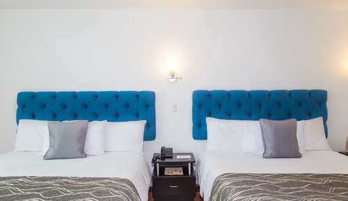 Habitación estándar con 1 cama doble o 2 individuales
