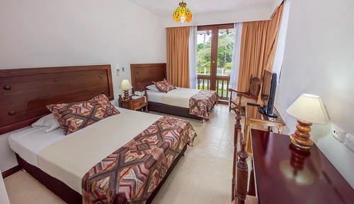 Habitación estándar con 2 camas individuales