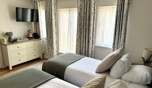 Habitación con 1 cama doble o 2 individuales