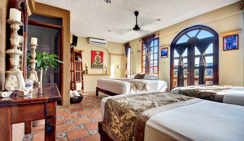 Habitación familiar, balcón