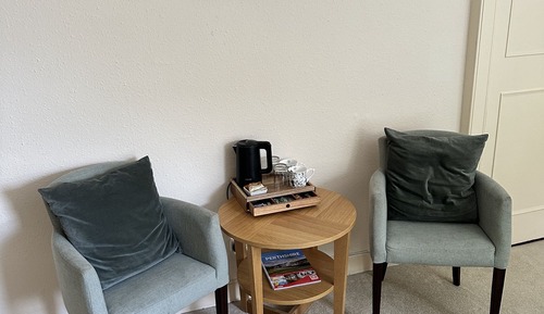 Habitación doble, baño privado (No Pet)