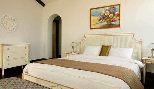 Suite (Montpellier) with Aqua Area