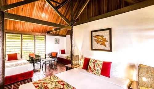 Villa familiar, vistas al jardín (Bure)