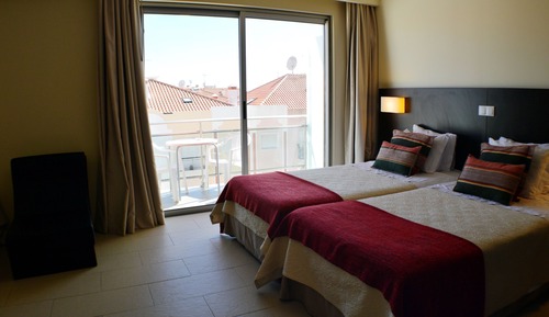 Habitación cuádruple estándar, accesible para personas con discapacidad, balcón