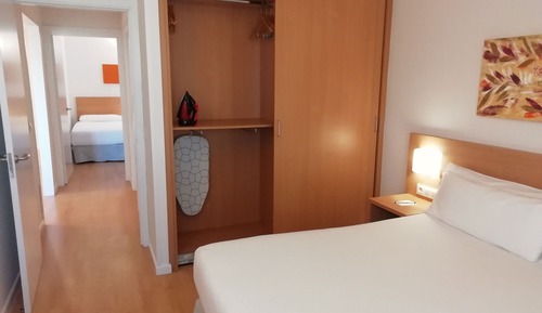 Apartamento familiar, 2 habitaciones, terraza