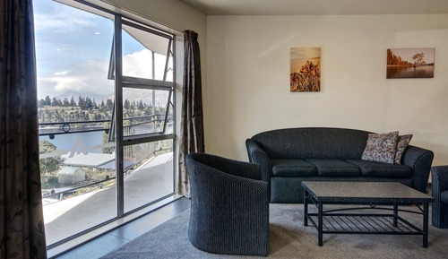 Apartamento familiar, vistas al lago