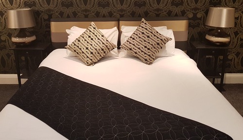 Suite familiar, baño privado (Family Room)