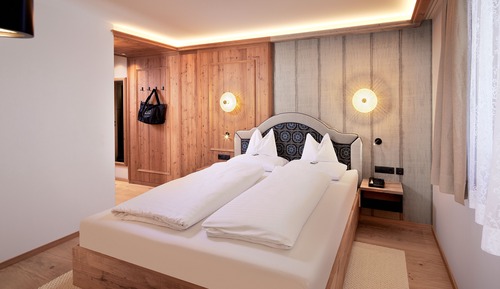 Juniorsuite Post