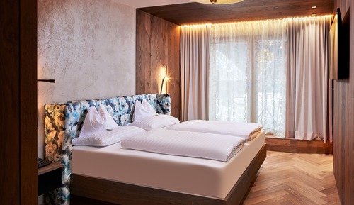 Poolsuite Deluxe