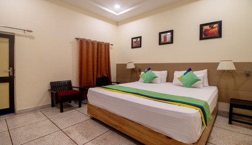Habitación estándar con 1 cama doble o 2 individuales