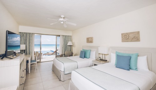 Villa, frente al mar (Swim Out)