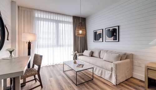 Habitación superior, 1 cama de matrimonio grande con sofá cama, vistas a la ciudad