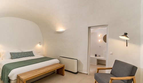 King Suite with Seaview and outdoor Hottub Caldera View