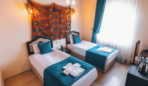 Double Room or Twin Room