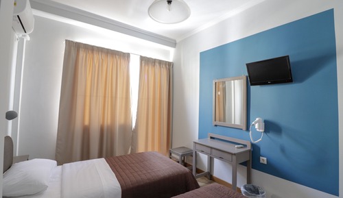Habitación clásica con 2 camas individuales