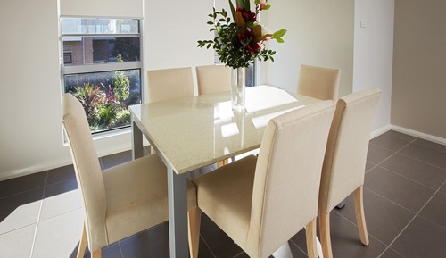 Apartamento ejecutivo, 3 habitaciones, cocina, vistas a la ciudad