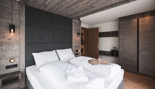Apartamento Elite, 2 habitaciones, vistas a la montaña, en la zona del jardín