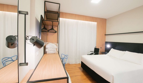 Habitación superior, 1 cama doble, accesible para personas con discapacidad
