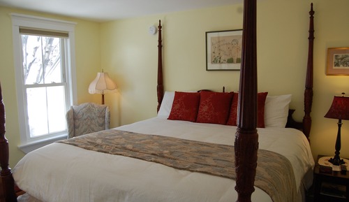 Two Room Suite, 1 Queen Bed and 1 King Bed