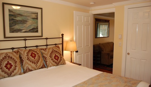 Carriage House Apartment