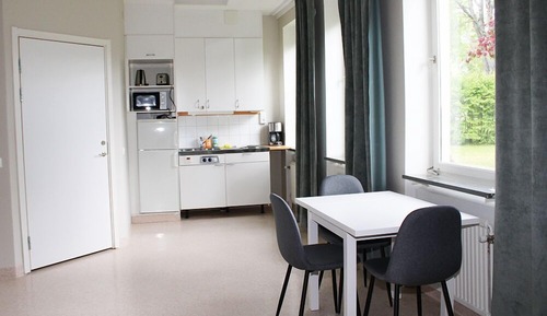 The Annex - Triple Room with Kitchenette