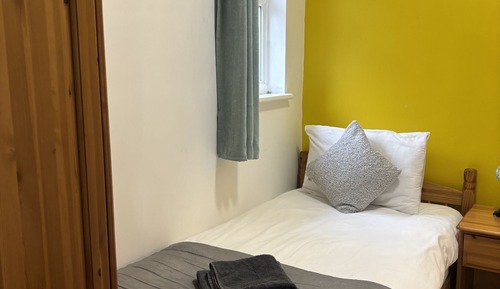 Habitación individual, baño privado